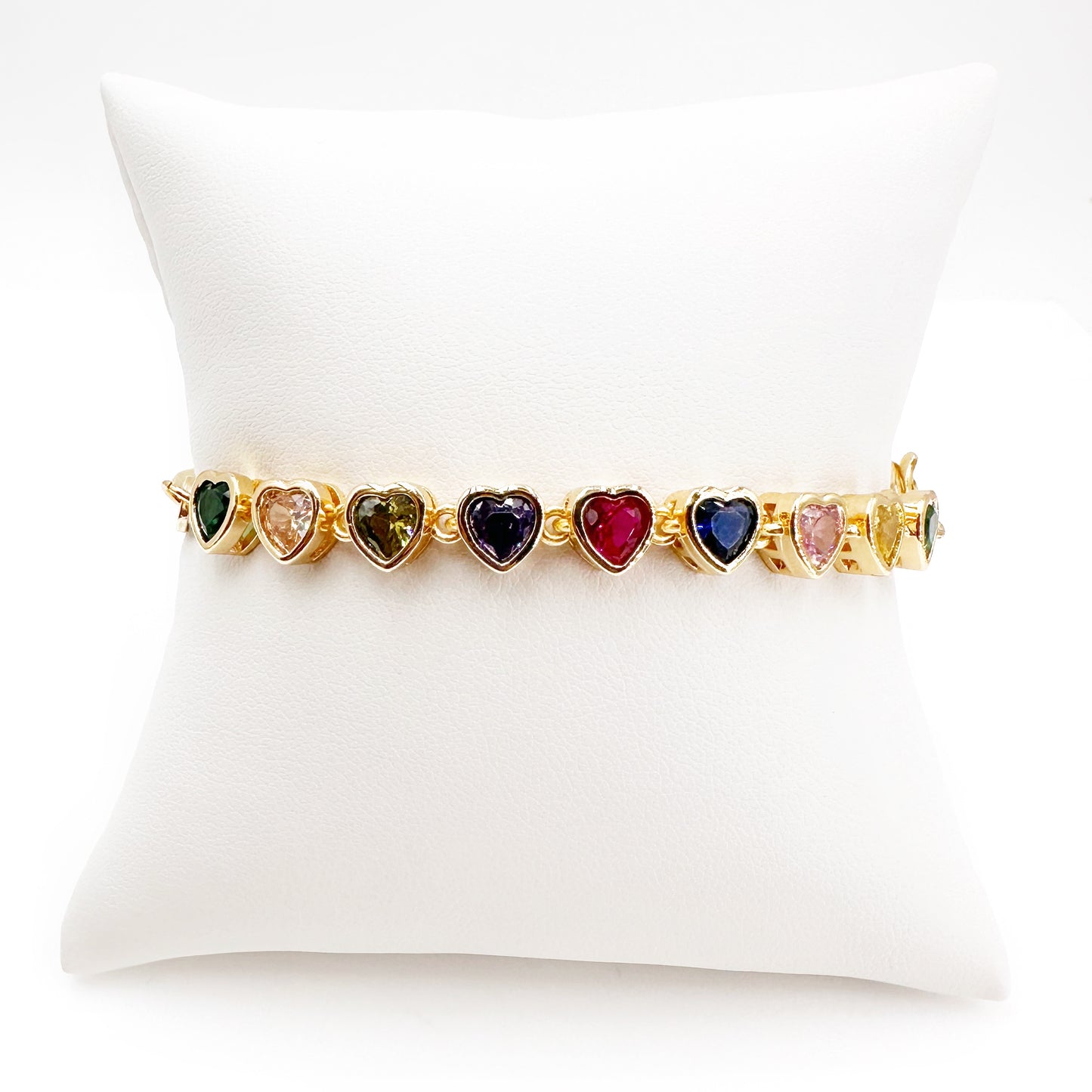 Gold-Plated Link Bracelet with Multicolor Zirconia Hearts - Adjustable Elegance, Simply Spectacular