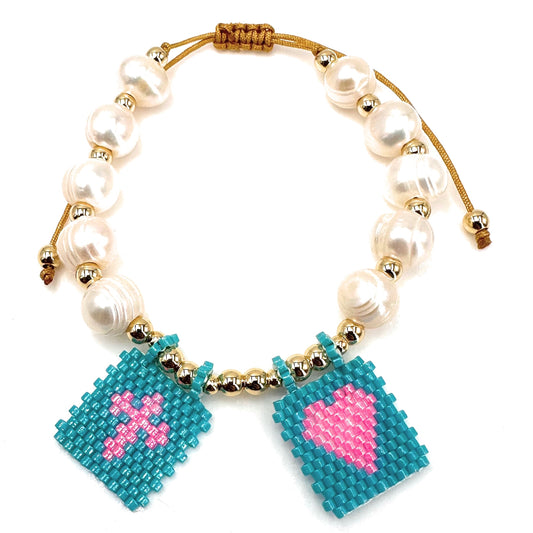 Handcrafted Pearl Bracelet with Gold-Plated Beads and Captivating Turquoise & Pink Flags
